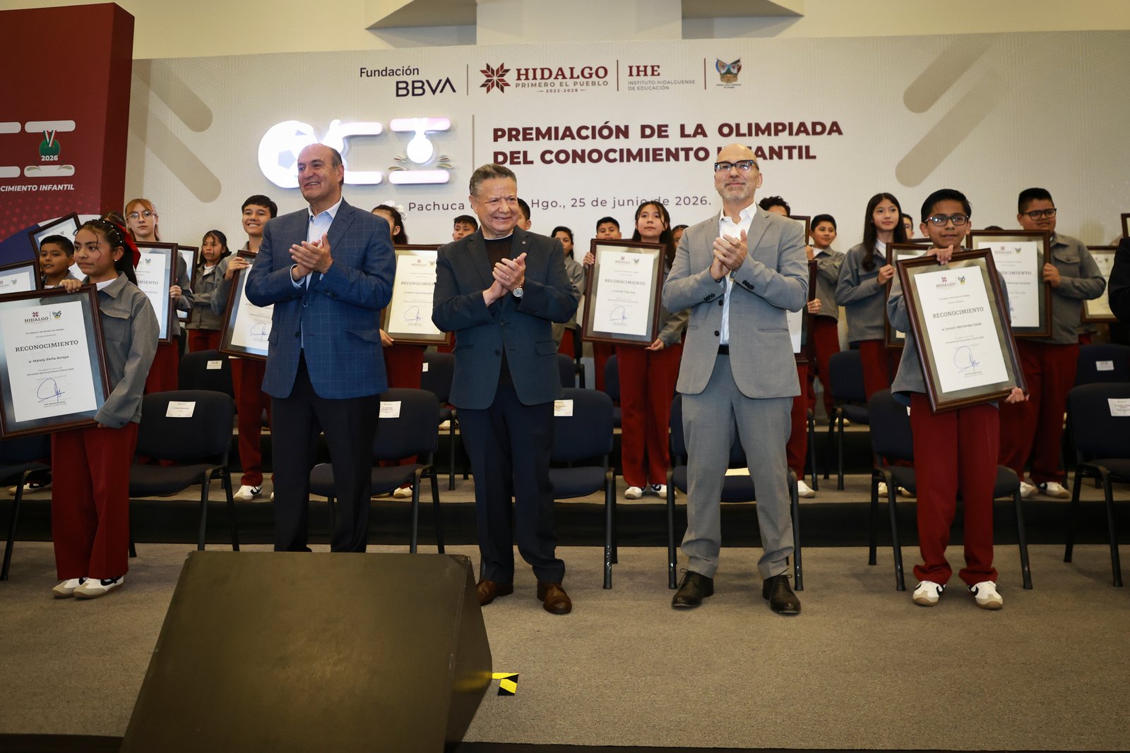 Destaca Menchaca inversión de 33 mil mdp en el sector educativo
